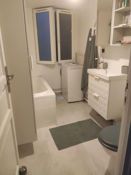 Charming Apartment 40 M2, 10Th باريس المظهر الخارجي الصورة